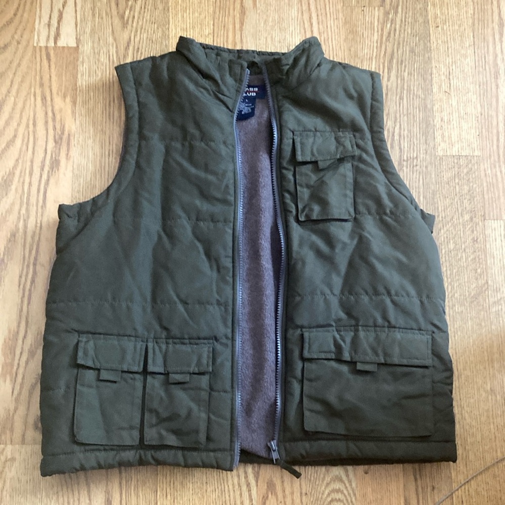 Class Club Vest NWOT Sz L